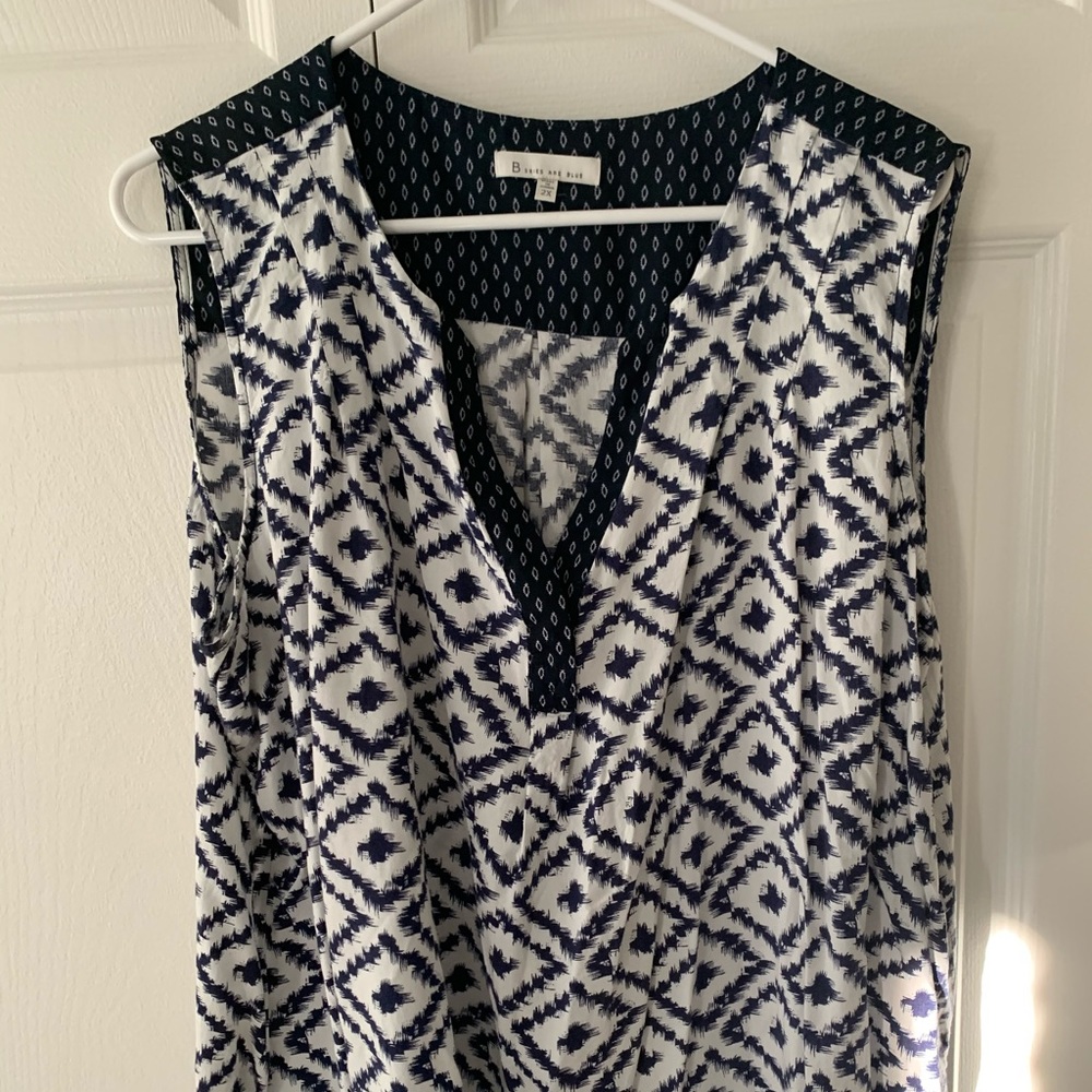 COPY - Skies are Blue 2X beautiful shirt/ top / b…